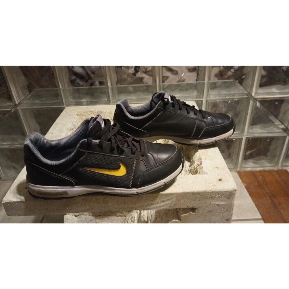 Nike Golf Remix Leather Spikeless Cleats Shoes Athletic Size 5Y 379211 Golfing